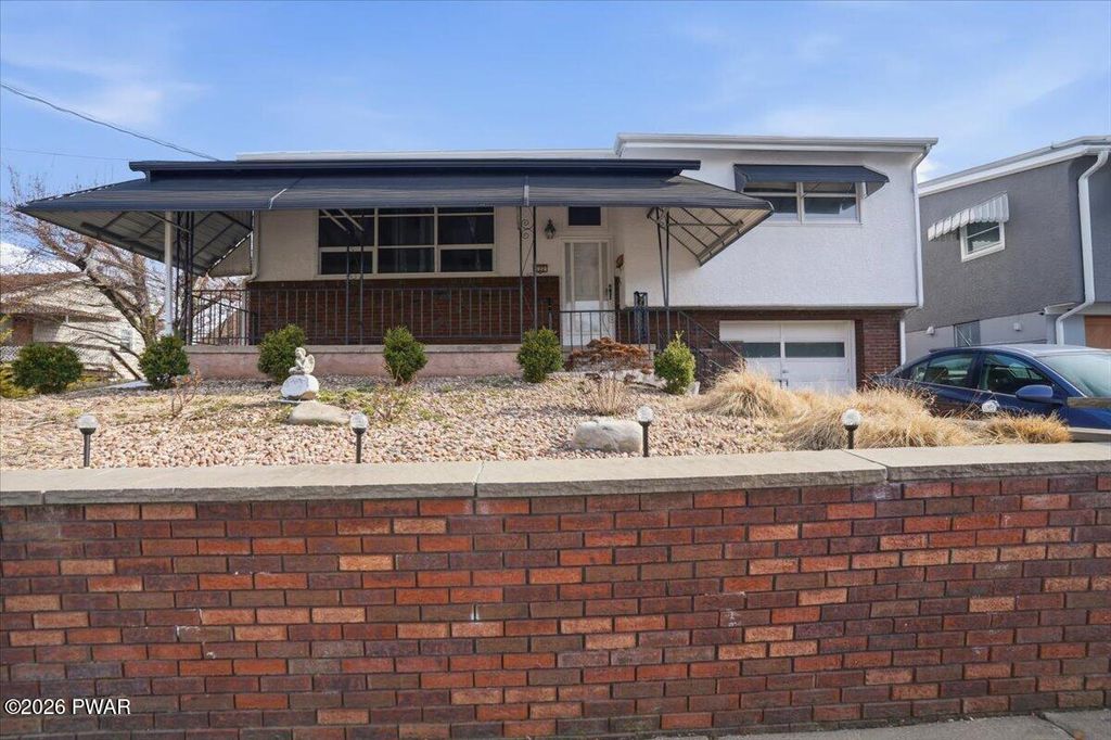 Photo of 122 W Morton Street, Old Forge, PA 18518 (MLS # PW260750)