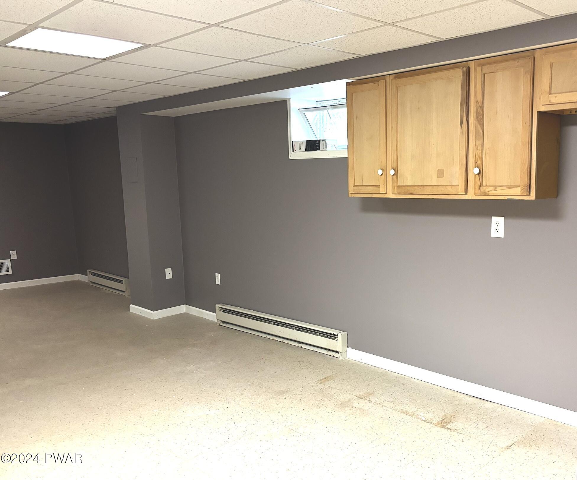 Hawley, Pennsylvania 18428, United States, 3 Bedrooms Bedrooms, ,3 BathroomsBathrooms,Residential,Pending,55516