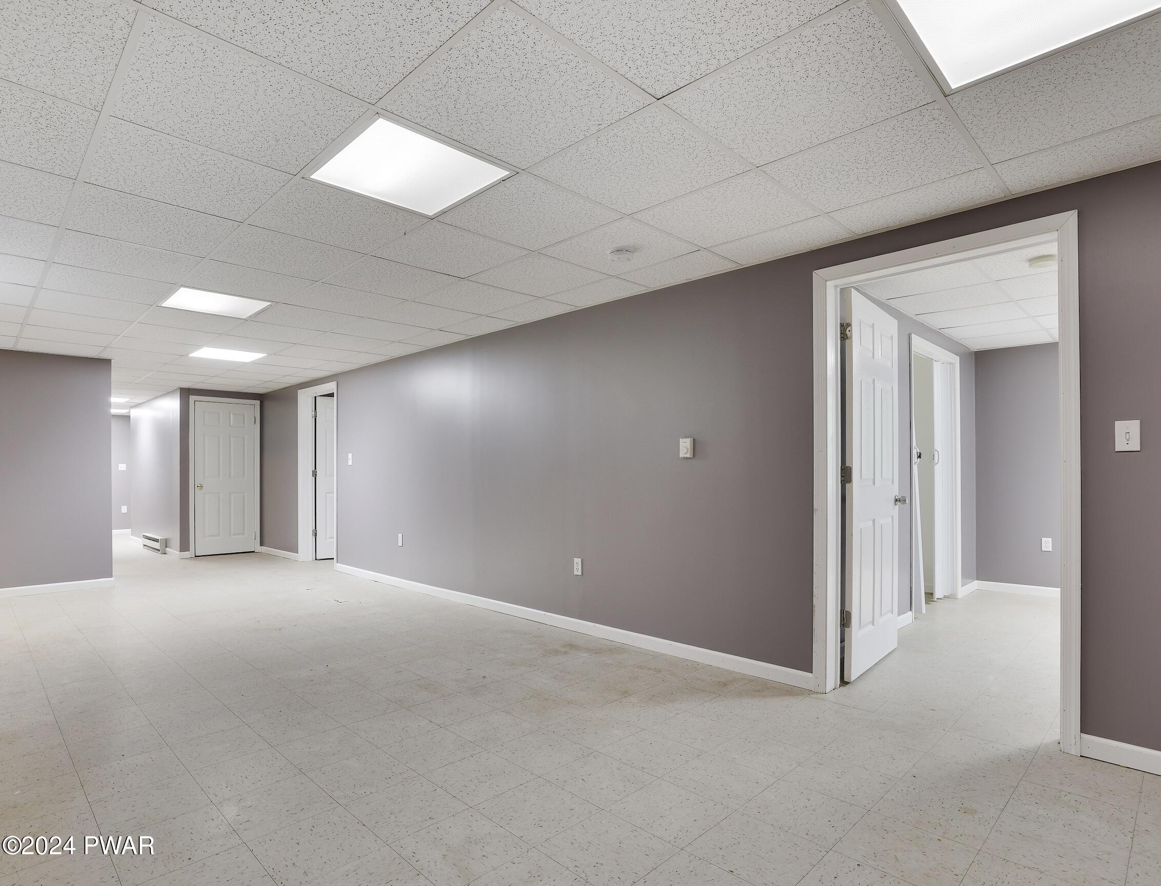 Hawley, Pennsylvania 18428, United States, 3 Bedrooms Bedrooms, ,3 BathroomsBathrooms,Residential,Pending,55516