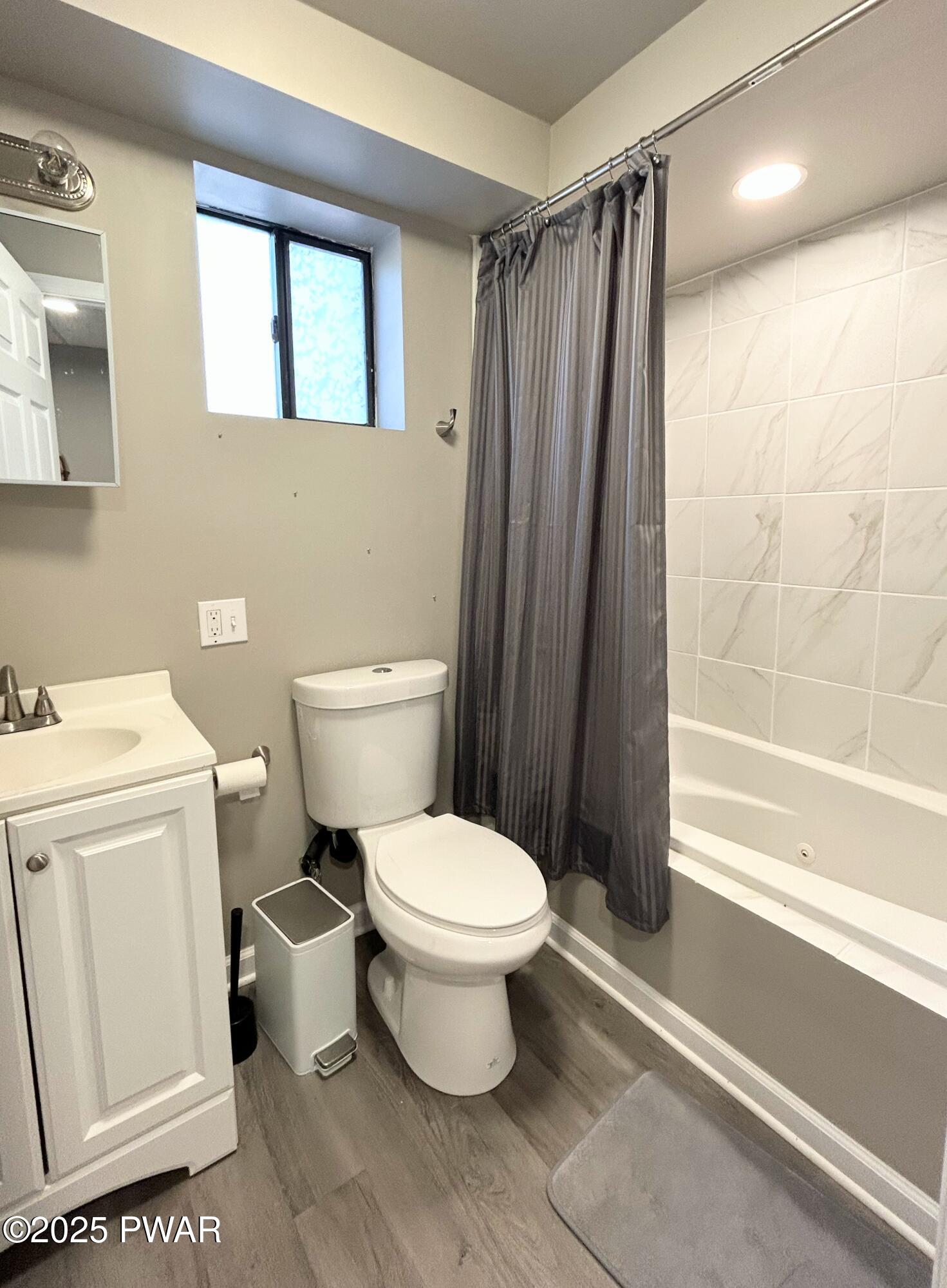 308 Parkwood Drive #242, Lake Ariel, Pennsylvania image 24