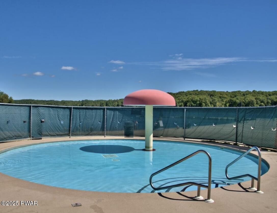 308 Parkwood Drive #242, Lake Ariel, Pennsylvania image 32