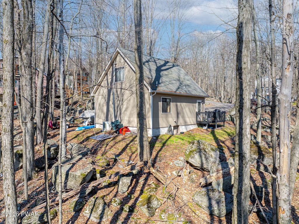 Photo of 8 Boulder Court, Lake Ariel, PA 18436 (MLS # PW260961)