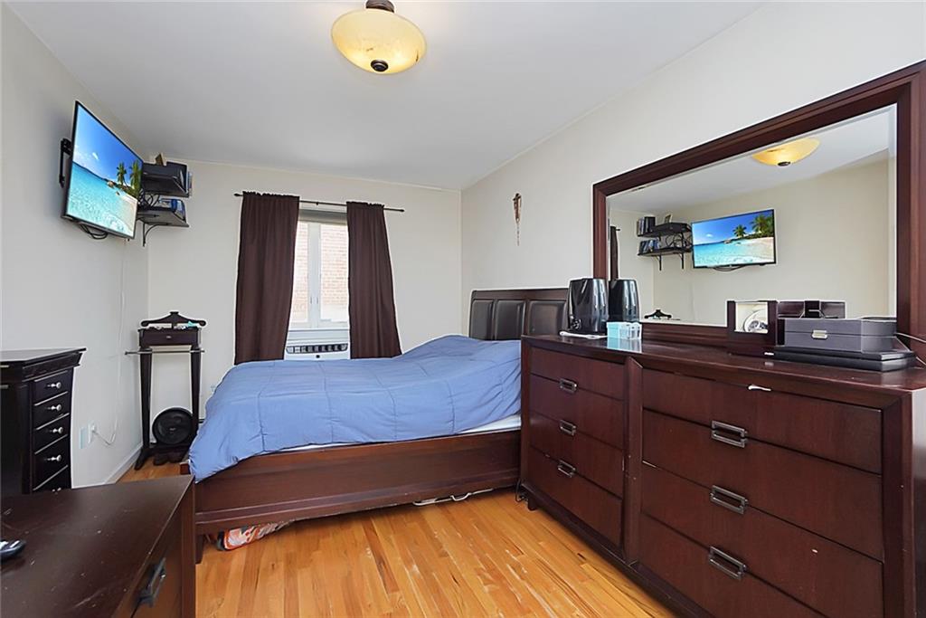 Photo 7 of 20 of 681 88th 1A condo