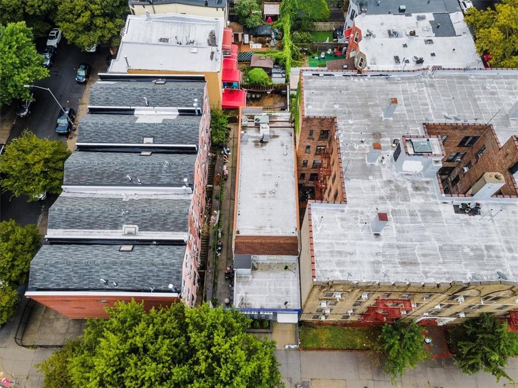 Brooklyn, New York 11226, United States, ,Commercial,Active,70944