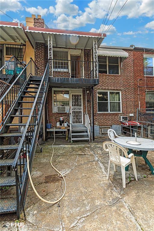 Brooklyn, New York 11236, United States, ,3 BathroomsBathrooms,Residential,Active,72310