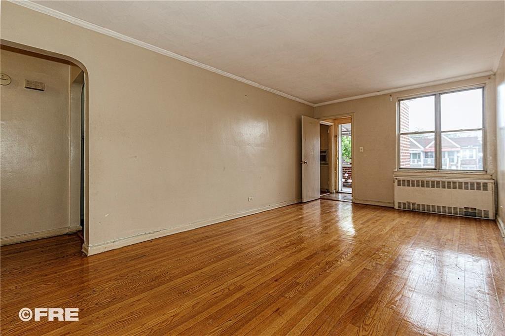 Brooklyn, New York 11236, United States, ,3 BathroomsBathrooms,Residential,Active,72310