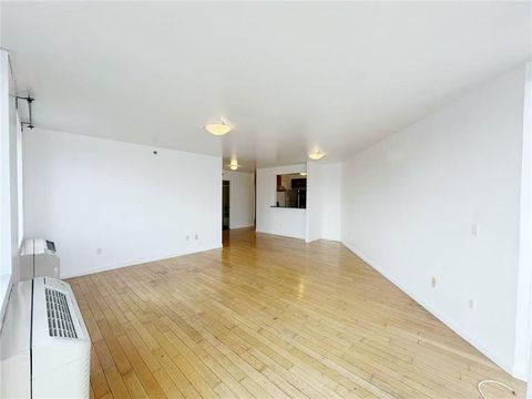 60-70 Woodhaven Boulevard Unit 3E, Queens, NY 11373 - MLS#: 489830