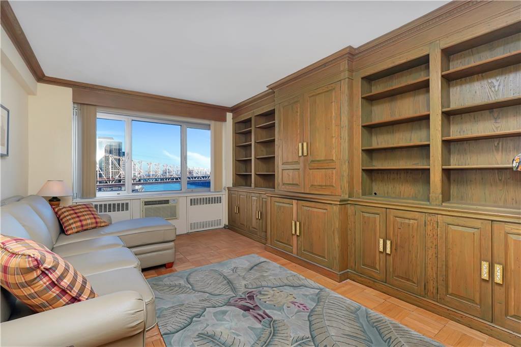 New York, New York 10022, United States, 2 Bedrooms Bedrooms, ,2 BathroomsBathrooms,Residential,Active,65902