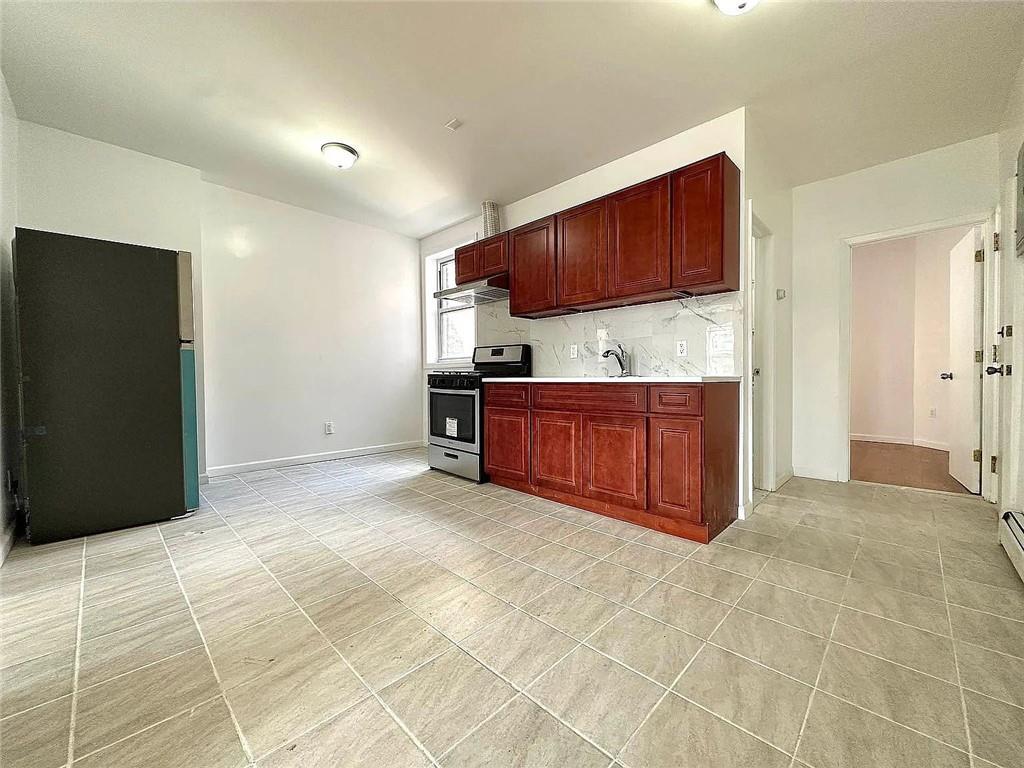 Brooklyn, New York 11210, United States, 2 Bedrooms Bedrooms, ,2 BathroomsBathrooms,Residential,Active,444