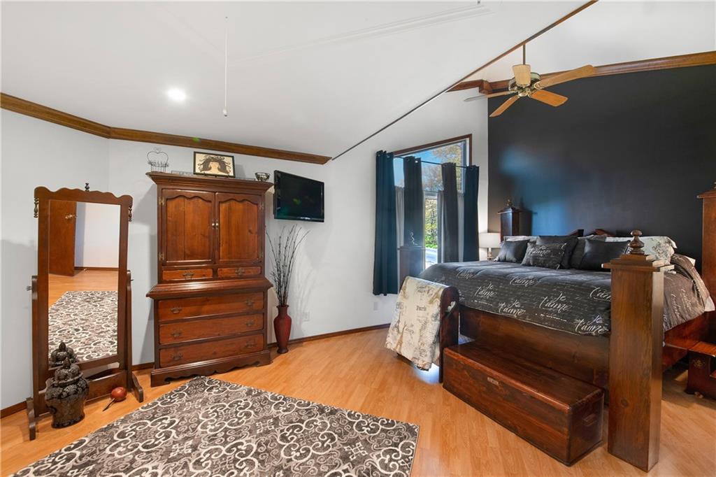 New York, New York 10314, United States, 3 Bedrooms Bedrooms, ,2 BathroomsBathrooms,Residential,Pending,59343