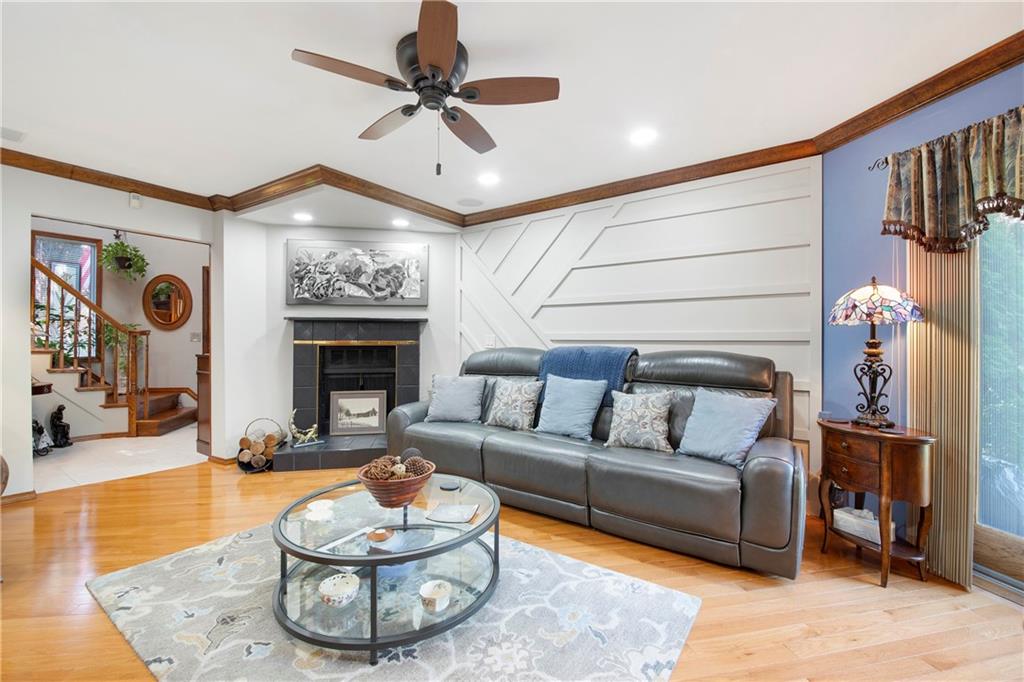 New York, New York 10314, United States, 3 Bedrooms Bedrooms, ,2 BathroomsBathrooms,Residential,Pending,59343