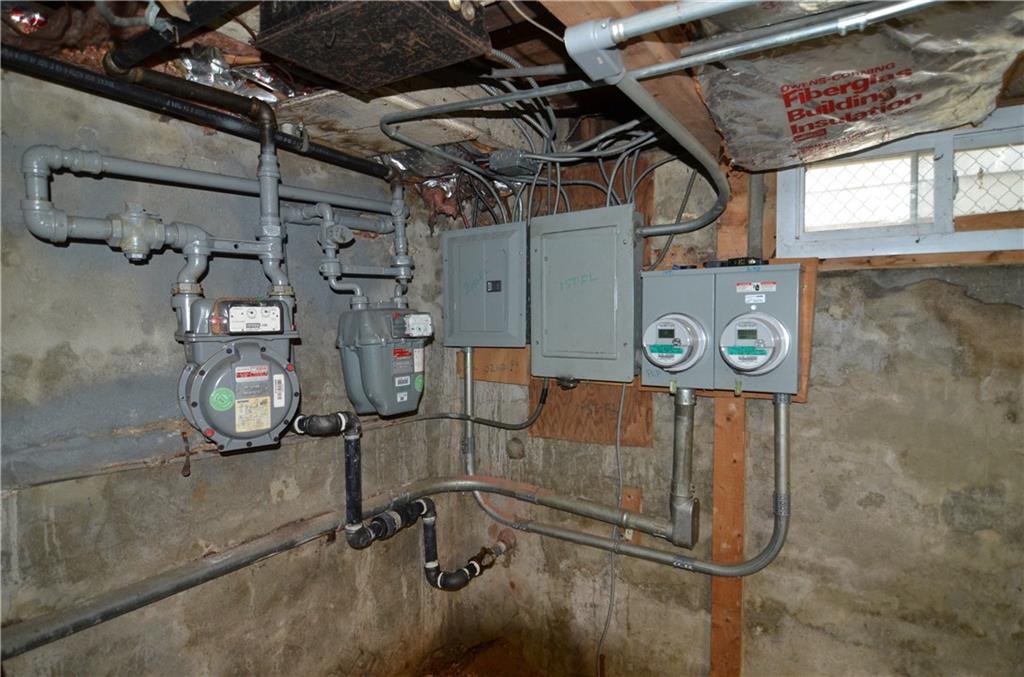 Brooklyn, New York 11236, United States, ,Commercial,Active,183008