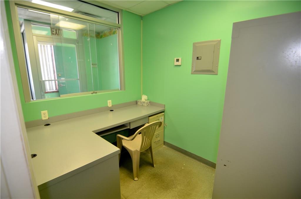 Brooklyn, New York 11236, United States, ,Commercial,Active,183008