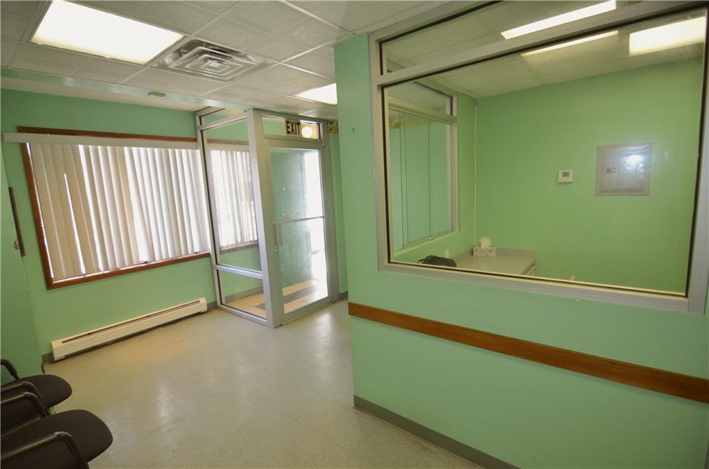 Brooklyn, New York 11236, United States, ,Commercial,Active,183008