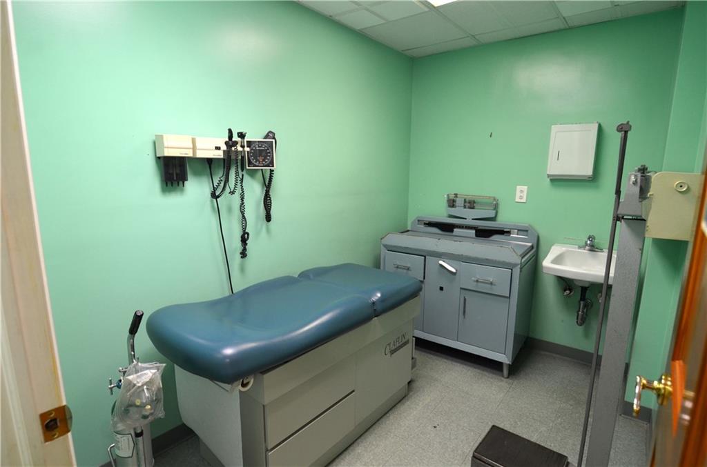 Brooklyn, New York 11236, United States, ,Commercial,Active,183008