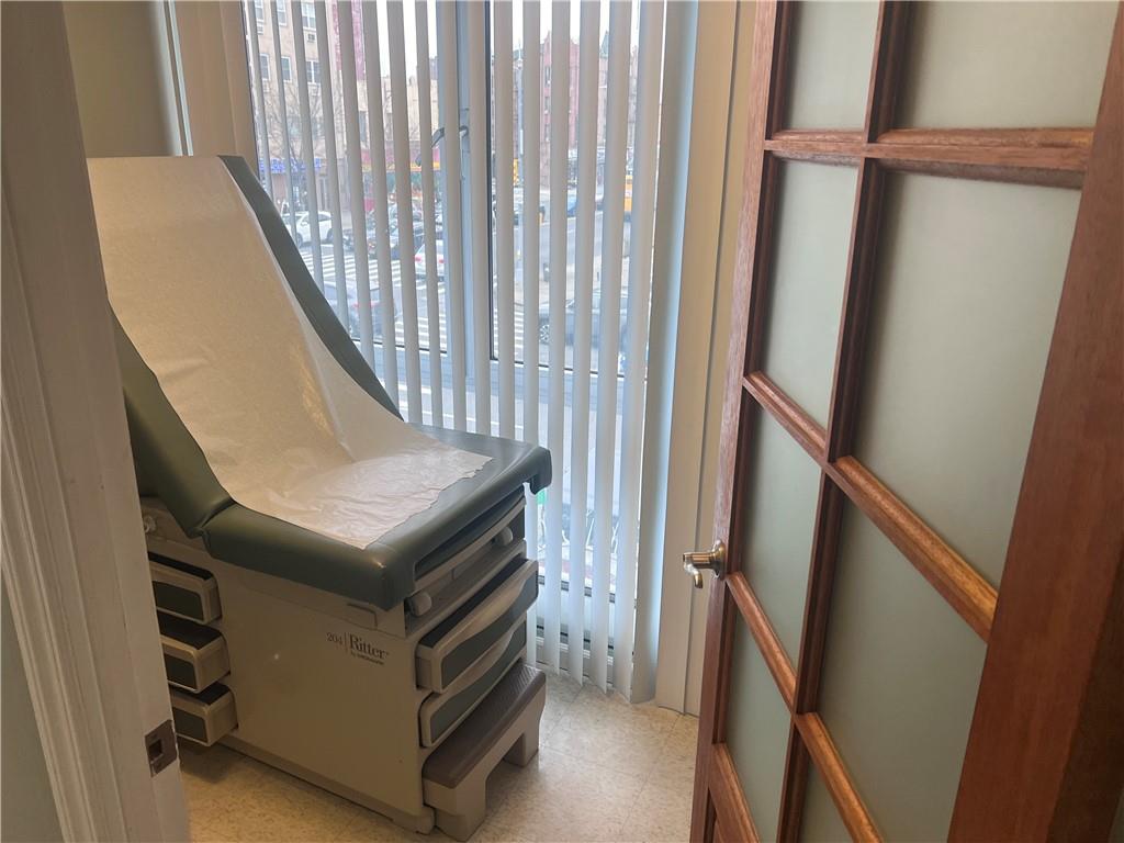 Brooklyn, New York 11204, United States, ,Commercial,Active,64286