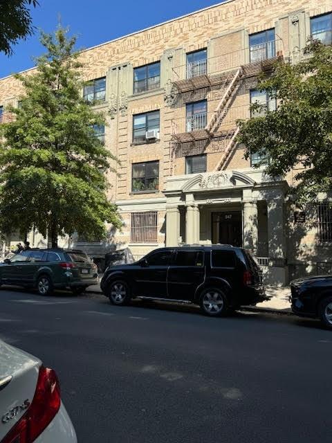 Brooklyn, New York 11238, United States, 114 Bedrooms Bedrooms, ,54 BathroomsBathrooms,Residential,Active,37664