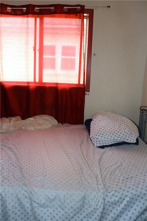 Brooklyn, New York 11236, United States, 3 Bedrooms Bedrooms, ,2 BathroomsBathrooms,Residential,Active,246232