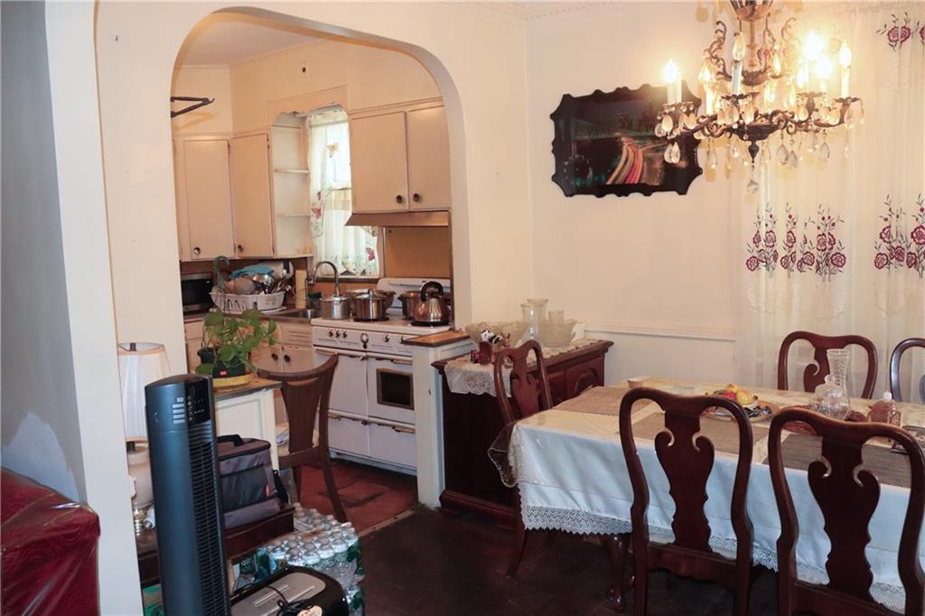 Brooklyn, New York 11236, United States, ,2 BathroomsBathrooms,Residential,Active,197081