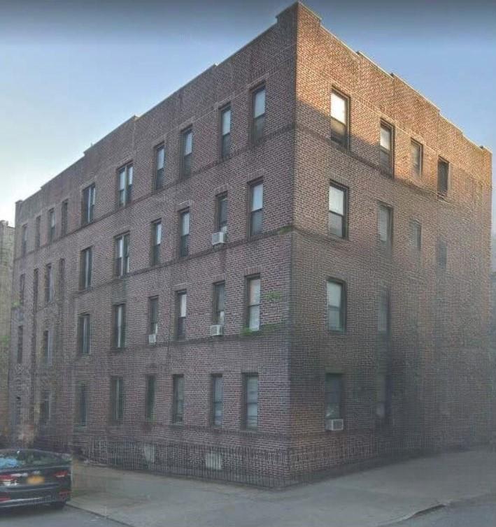 902 42nd