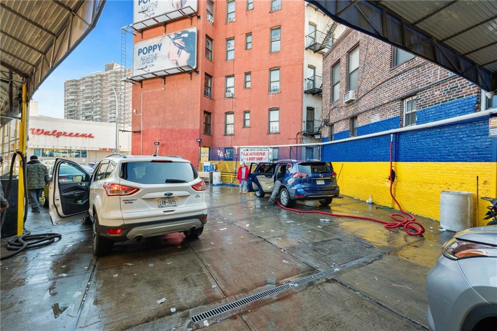 Brooklyn, New York 11211, United States, ,Commercial,Active,183007