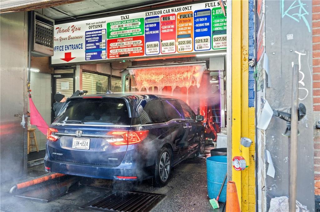 Brooklyn, New York 11211, United States, ,Commercial,Active,183007