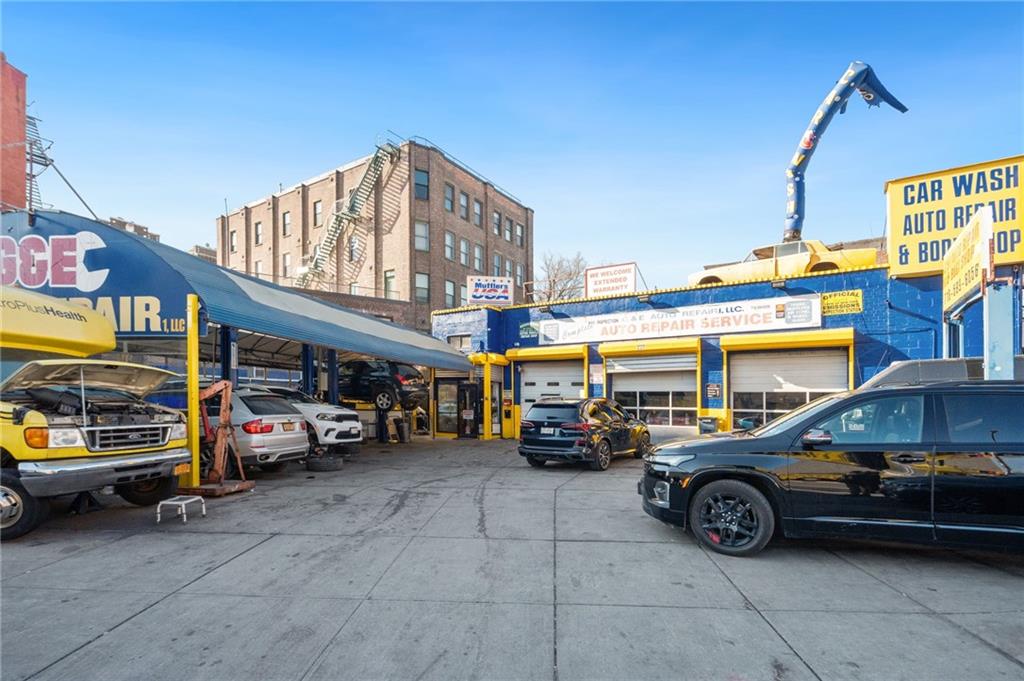 Brooklyn, New York 11211, United States, ,Commercial,Active,183007