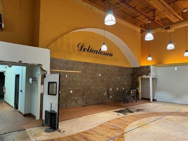 Staten Island, New York 10309, United States, ,Commercial,Active,40247