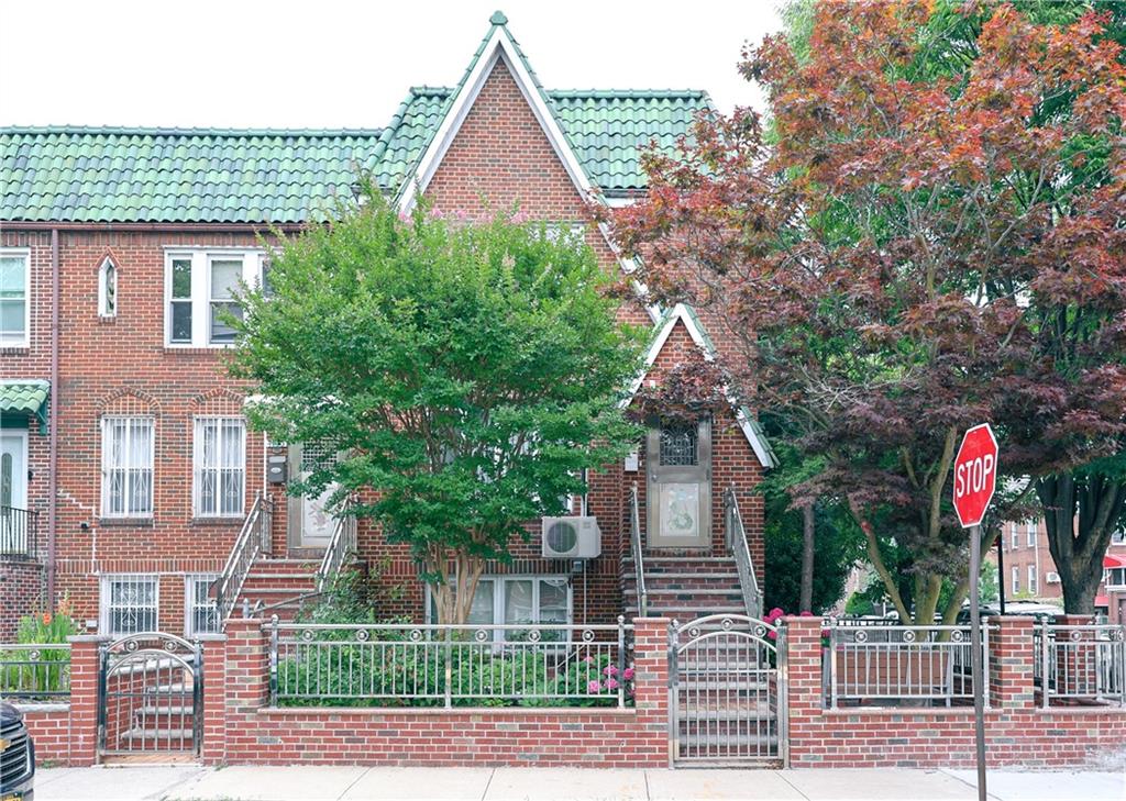 View Brooklyn, NY 11229 house