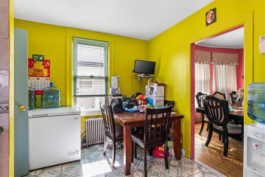 Brooklyn, New York 11234, United States, 3 Bedrooms Bedrooms, ,3 BathroomsBathrooms,Residential,Active,41162