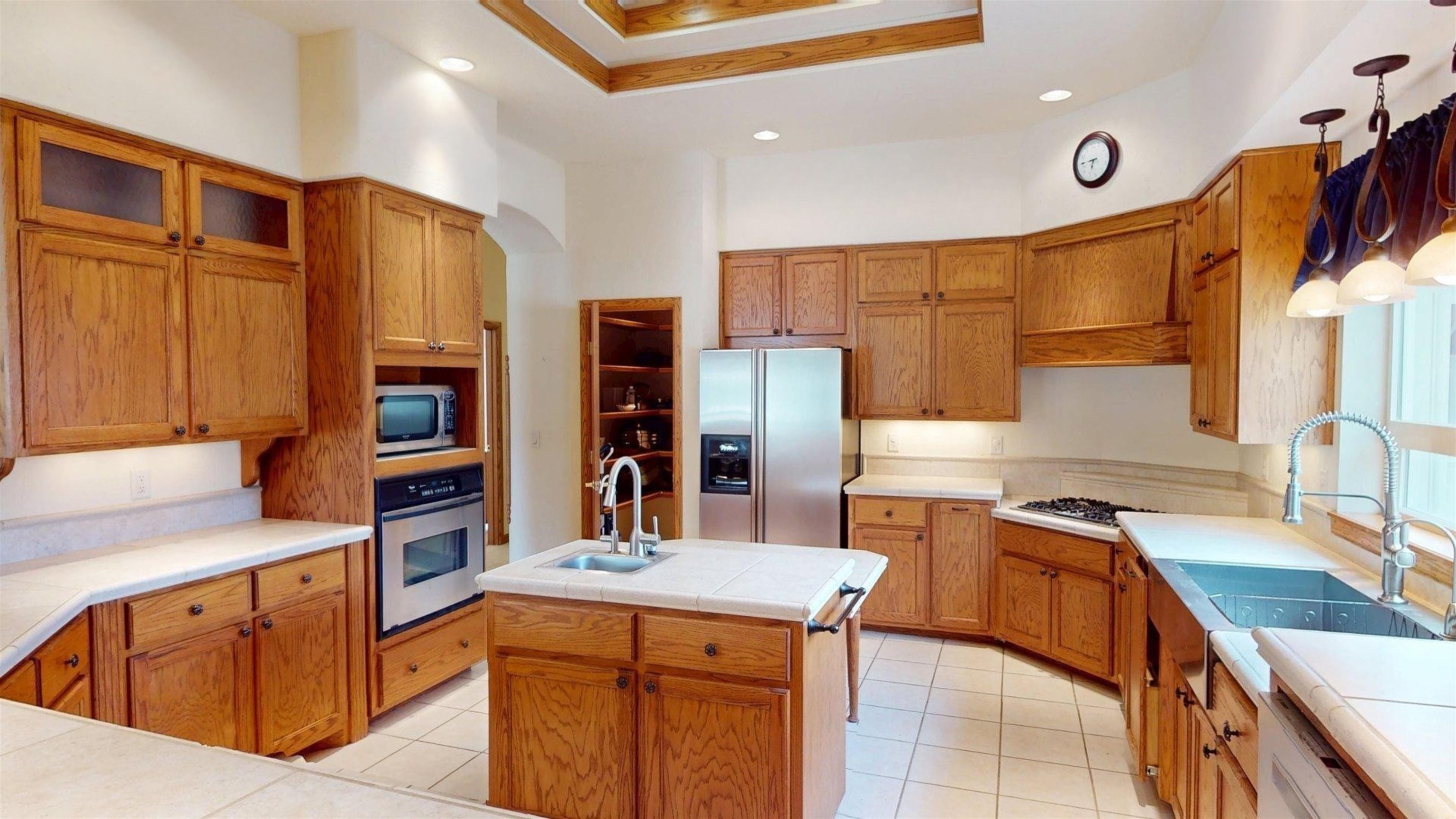 2227 Casa Bonita LN