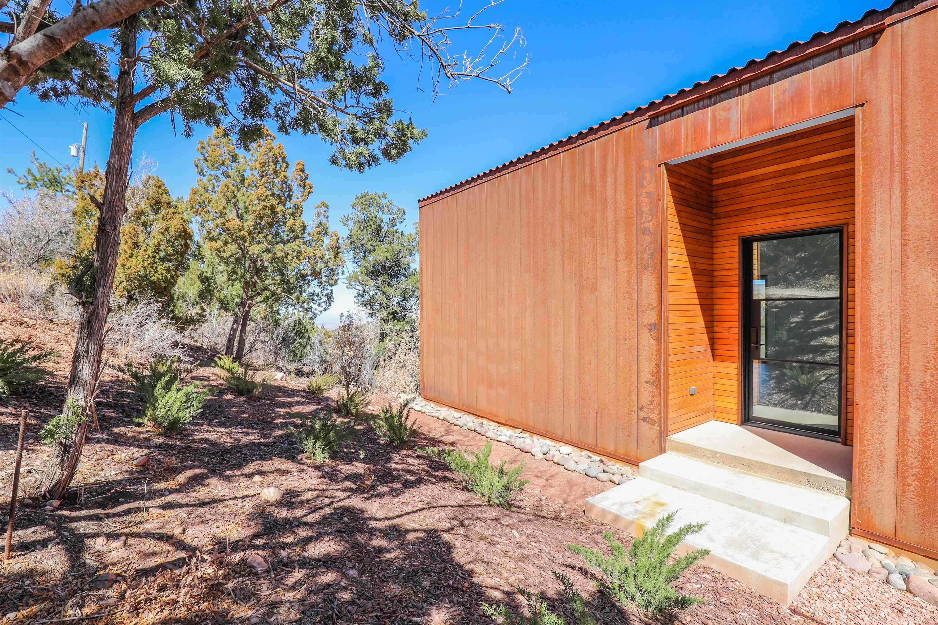 53 Alta Vista LP