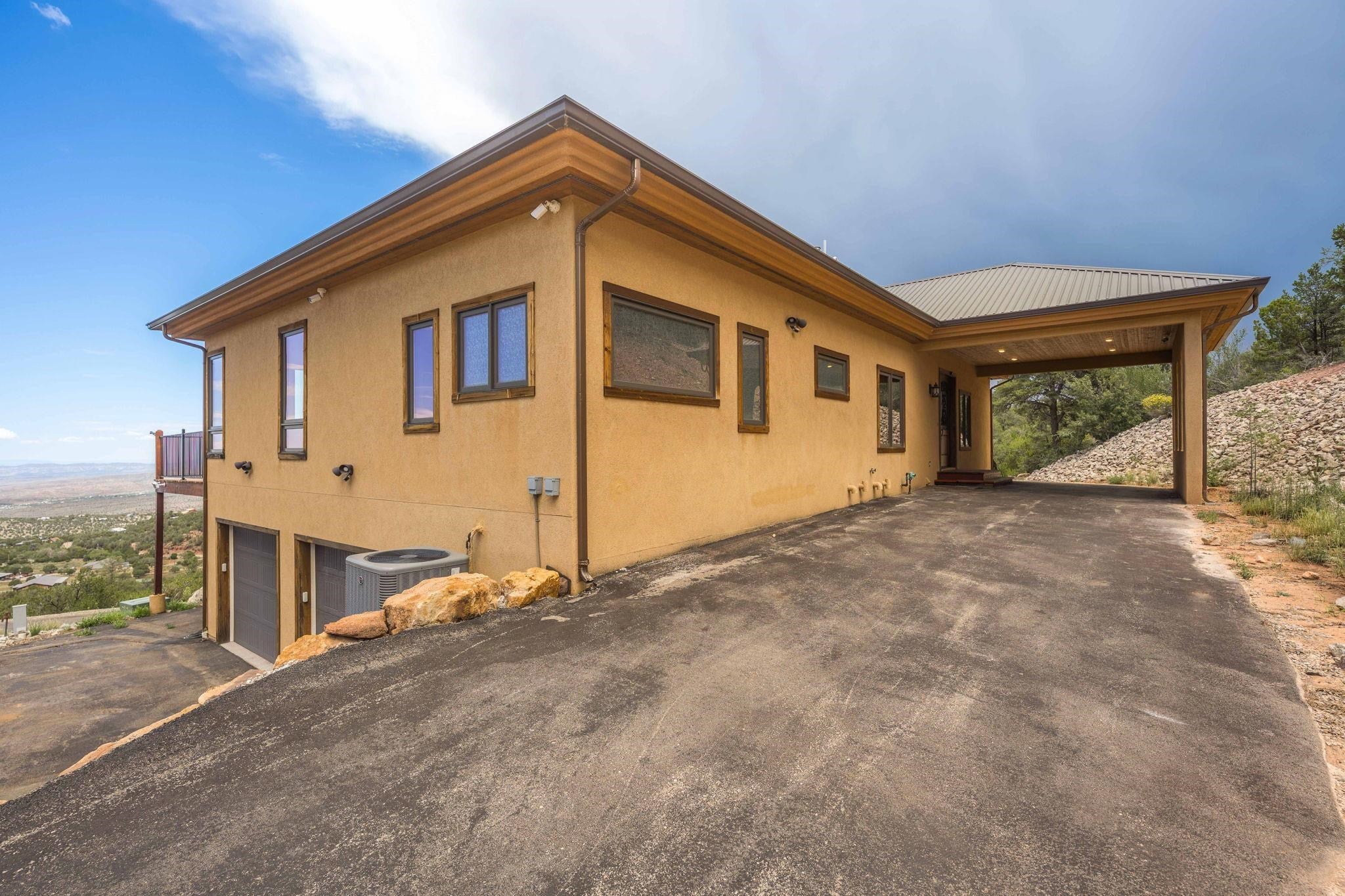 157 Westside Rd