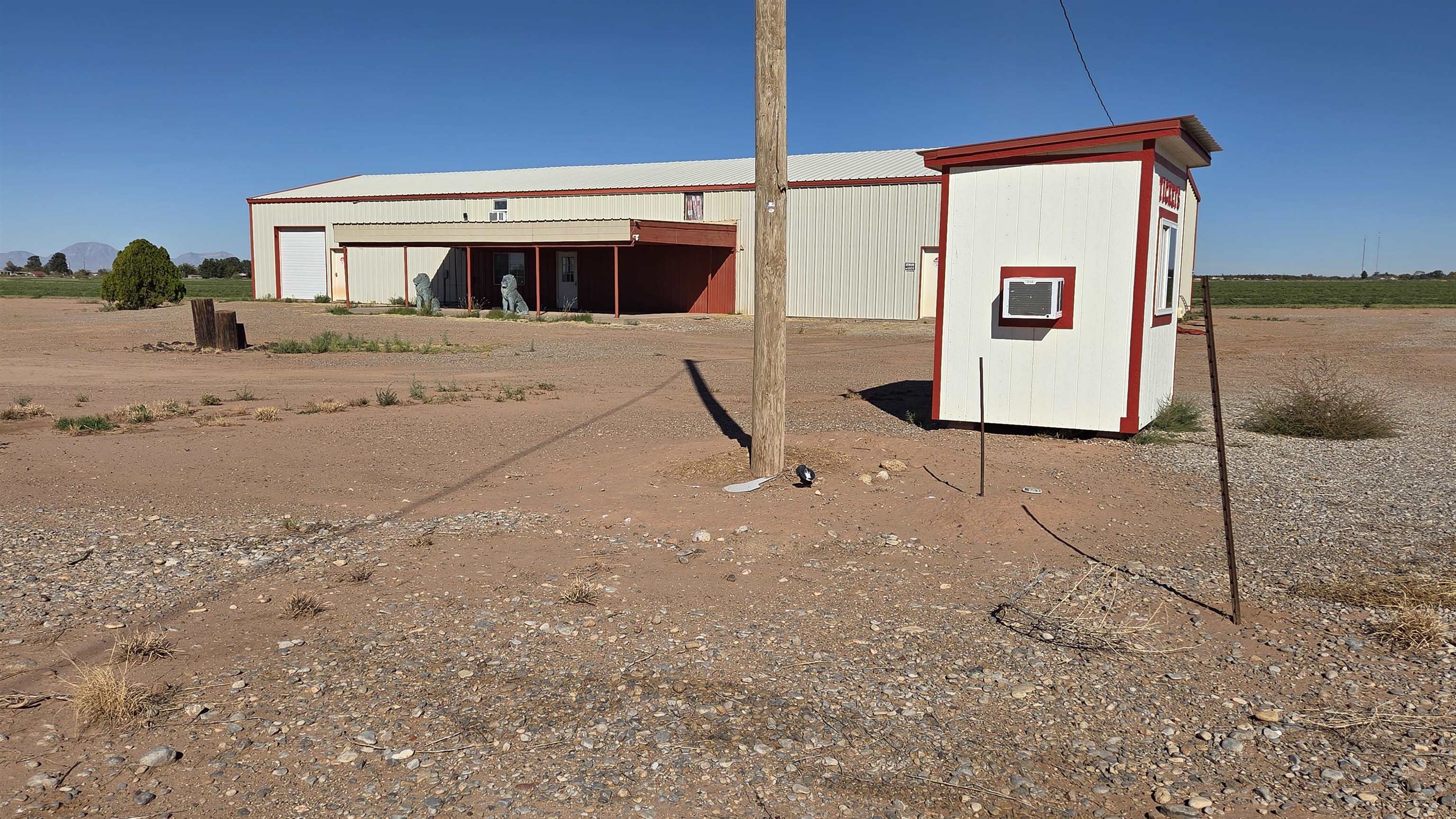 63/69 Pecos Rd