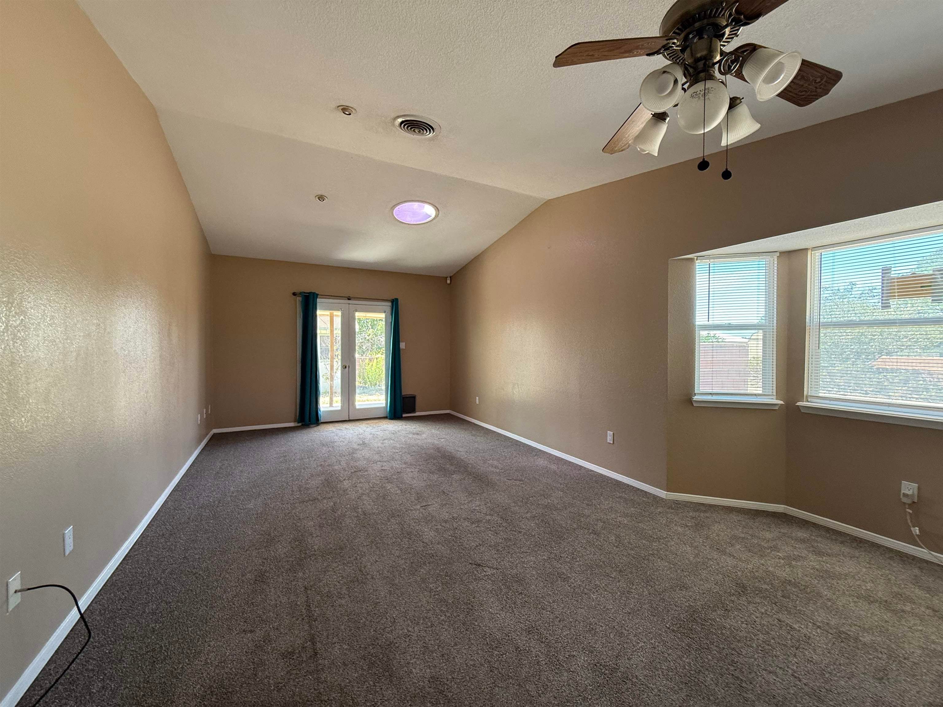 1389 Lindberg AVE