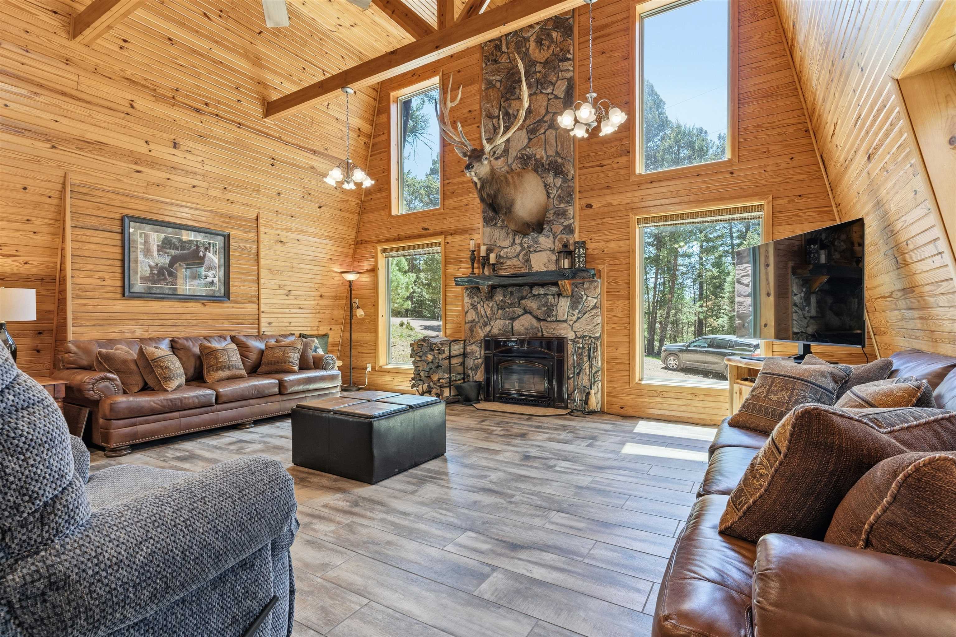 5 Bear Spring Rd
