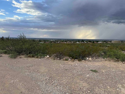 3305 THUNDER RD, ALAMOGORDO, NM 88310 - Image b7649fa6b6a3b62ae4a9dd3eb2d93c2d/926233776