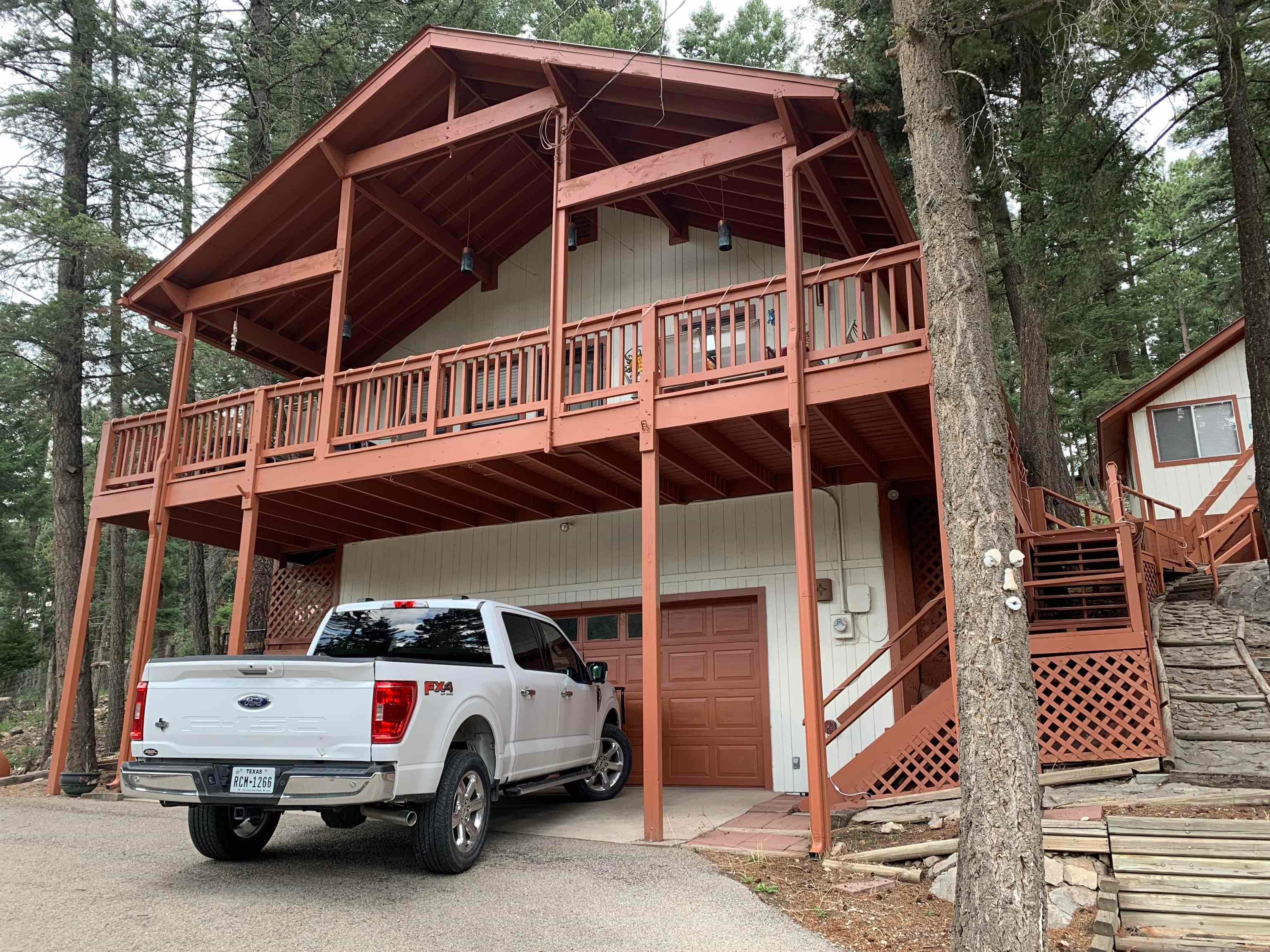 513 Sugar Pine Dr