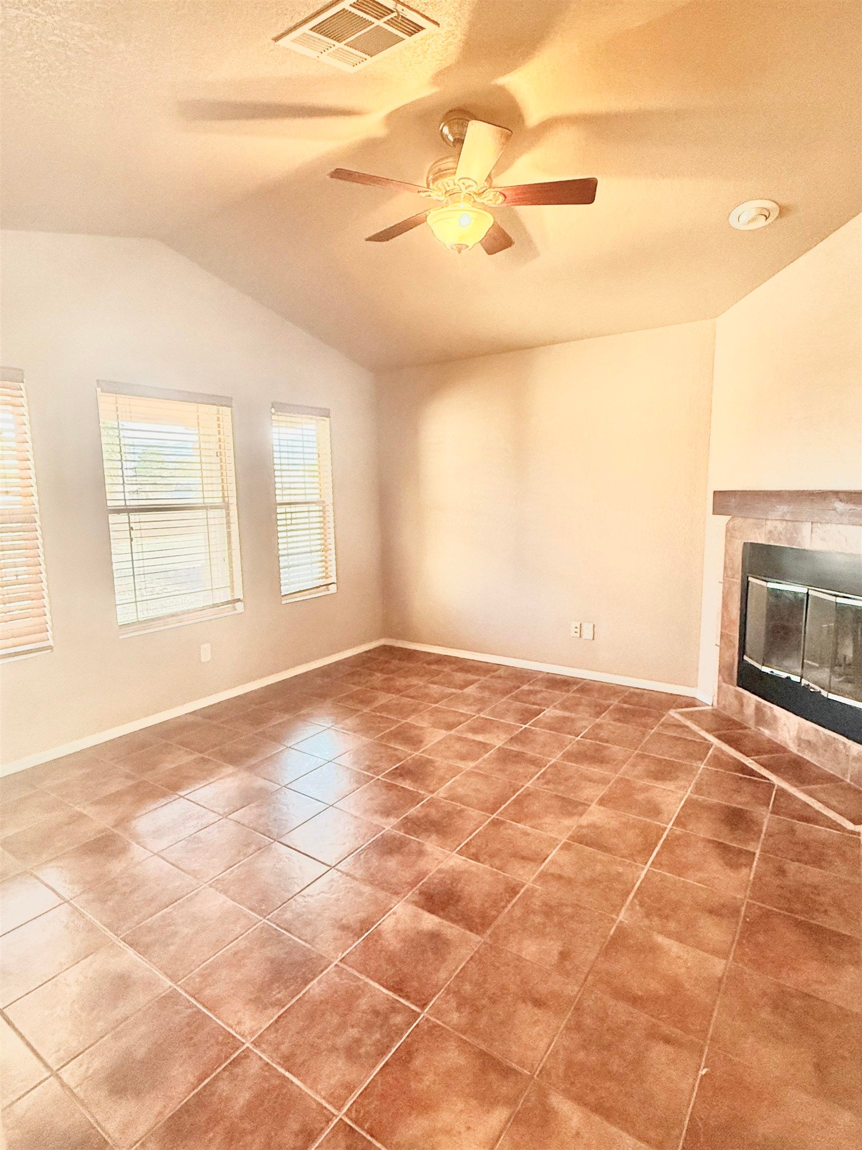870 Sierra Verde