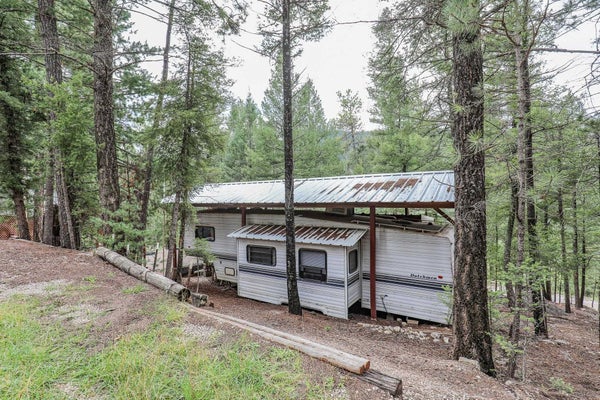 12 WILDWOOD LOOP, CLOUDCROFT, NM 88317 - Image f1cf0dfdc5fe2d09d822c7c3defc3f56/139957760