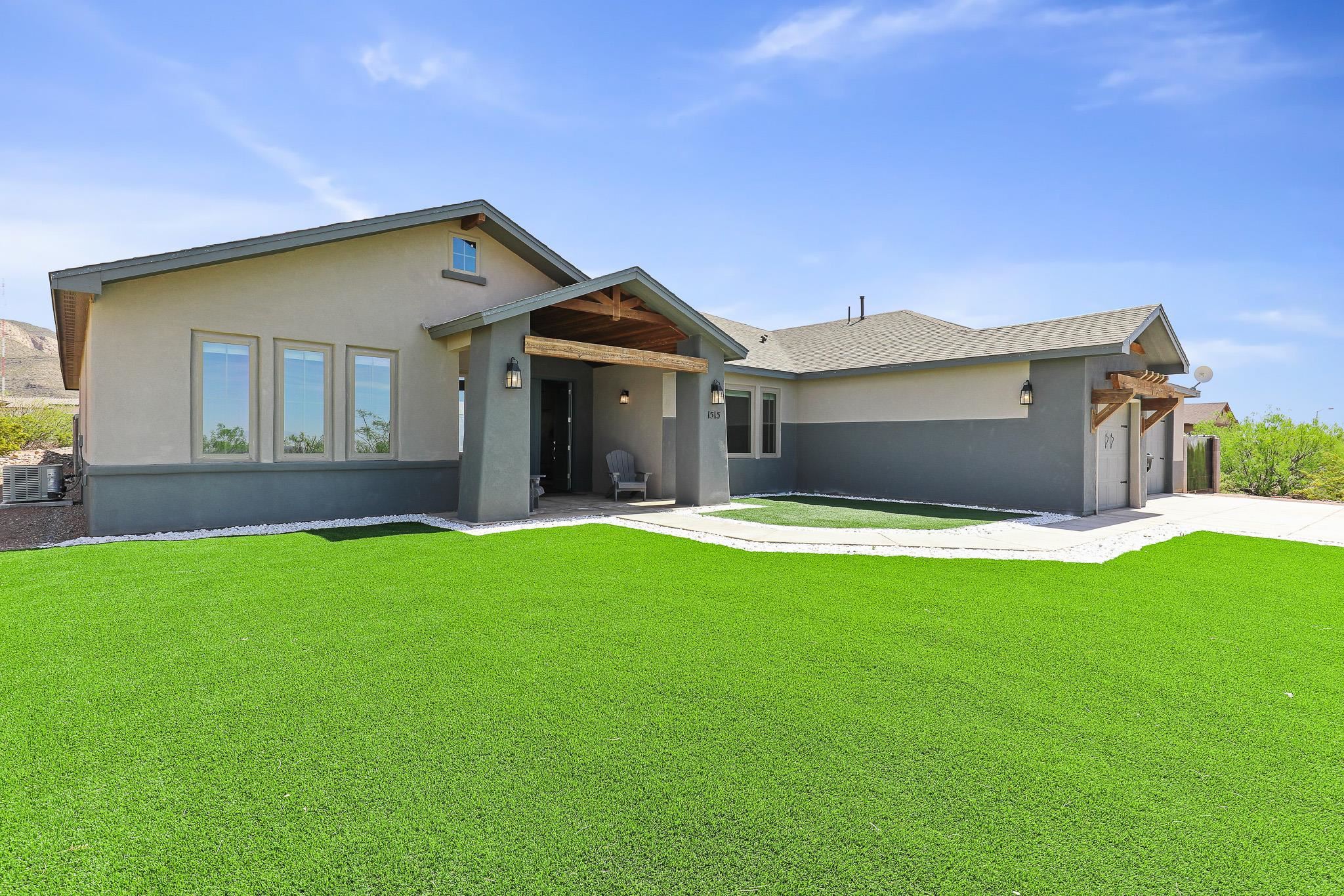 1515 Las Lomas CT