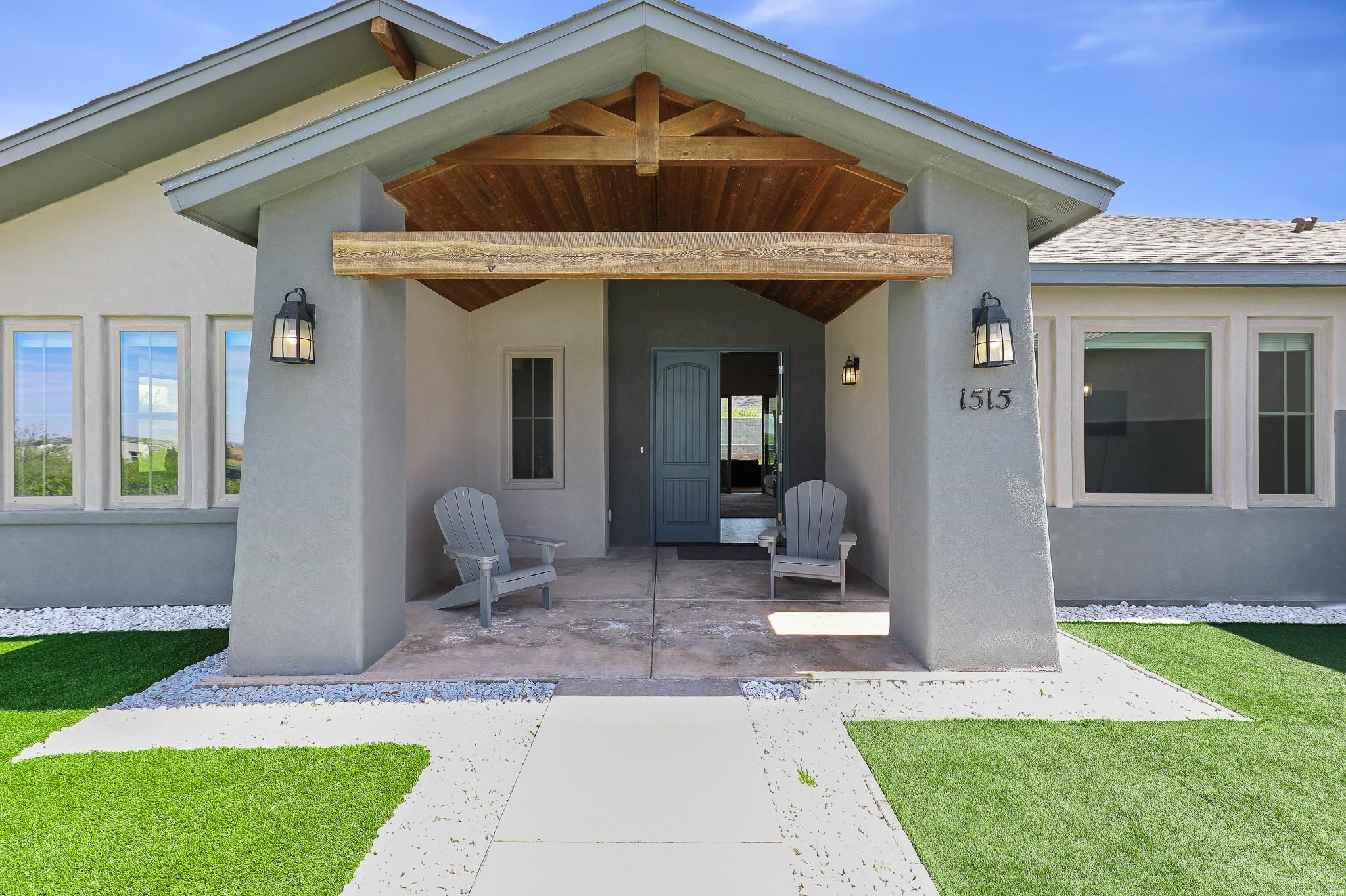 1515 Las Lomas CT