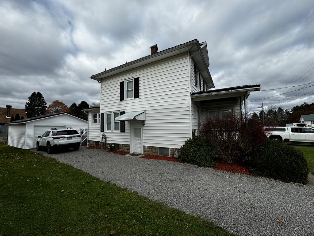 327 Oak Road, Oil City, Pennsylvania image 7