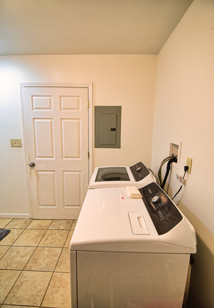 1525 Woodland Ave, Franklin, Pennsylvania image 30