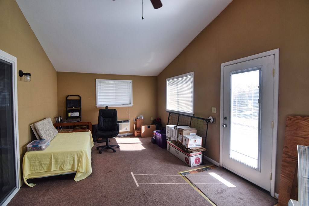 1525 Woodland Ave, Franklin, Pennsylvania image 14