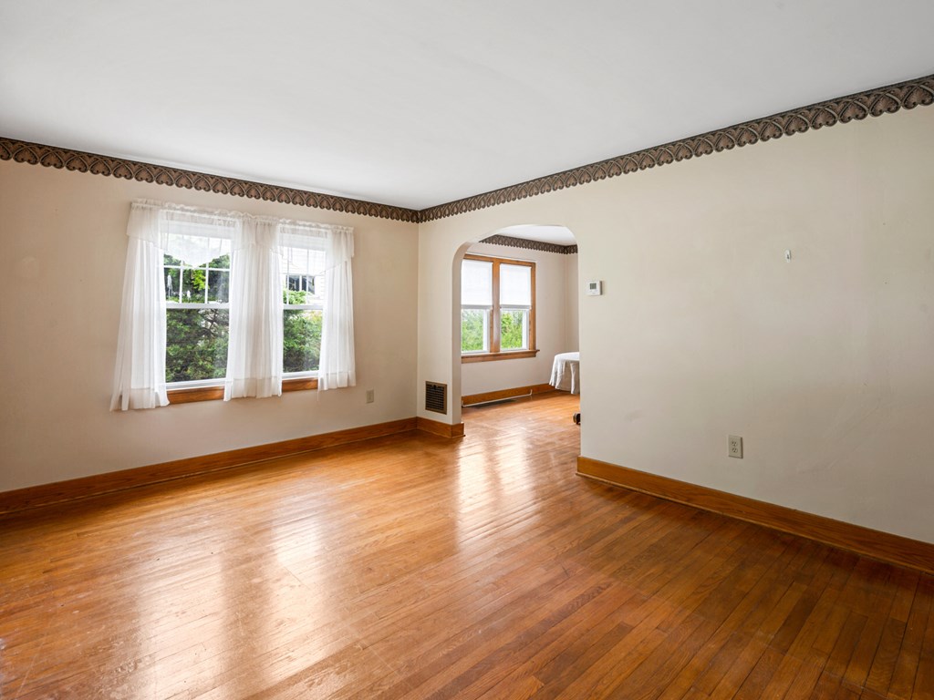 631 E. Spruce Street, Titusville, Pennsylvania image 2