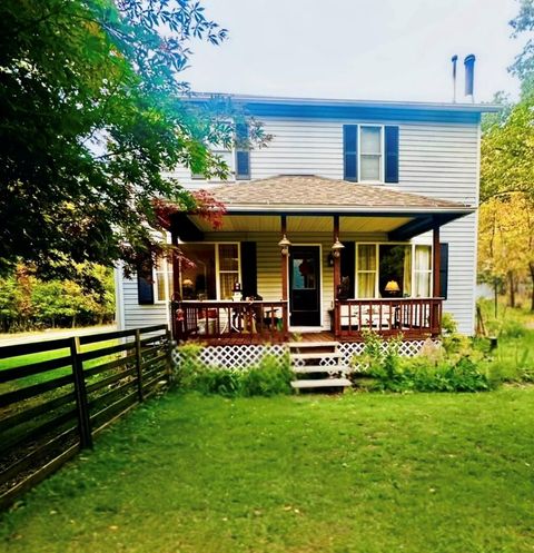 Homes For Sale - 112 Double J Lane<br/> Crown, PA 16220