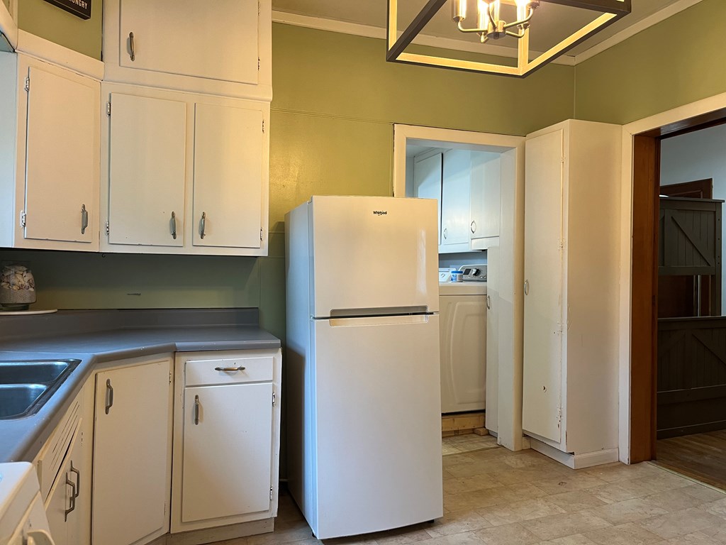 327 East Elm St, Titusville, Pennsylvania image 8