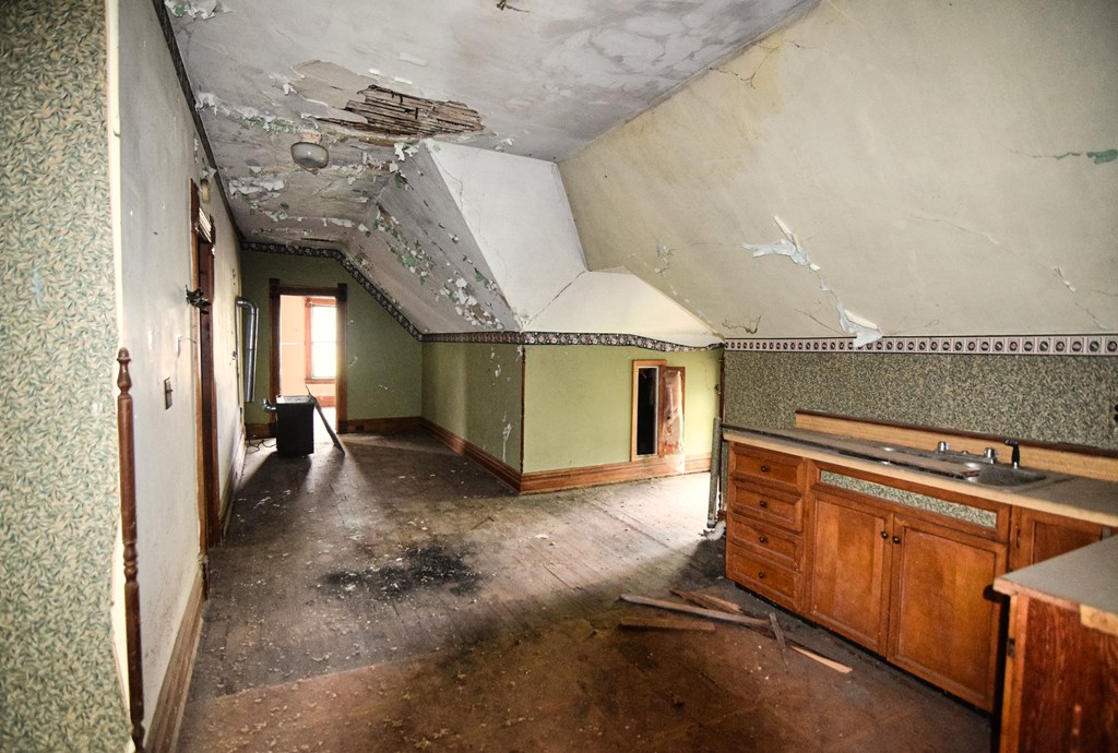 16 Colbert Ave, Oil City, Pennsylvania image 17