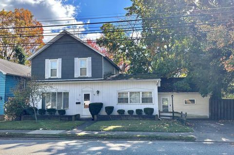 Homes For Sale - 619 E Central Ave<br/> Titusville, PA 16354